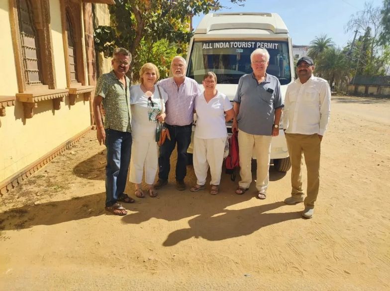 Tempo Traveller in Udaipur