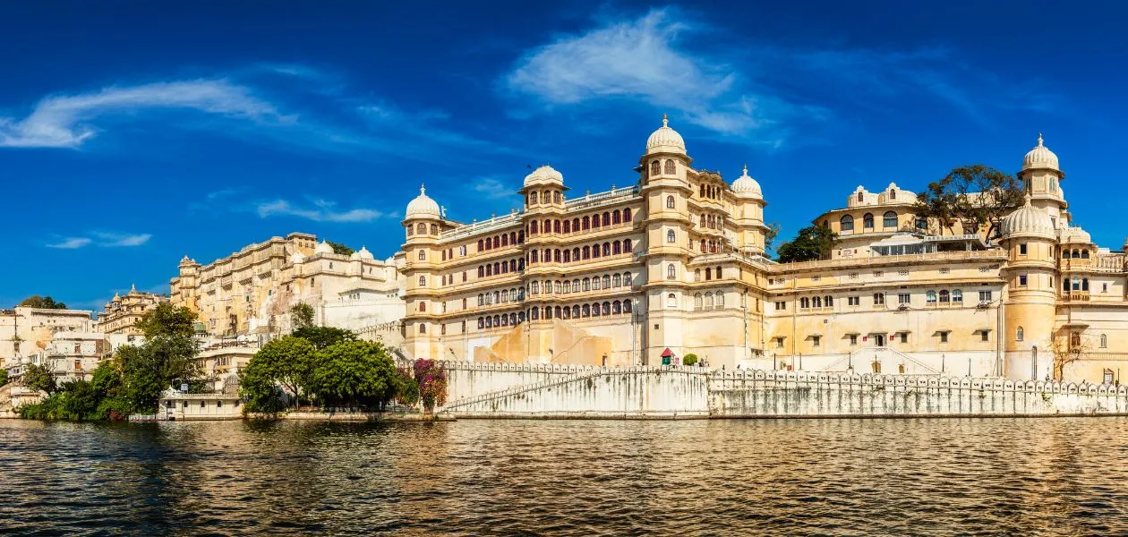 Best Taxi Service in Udaipur